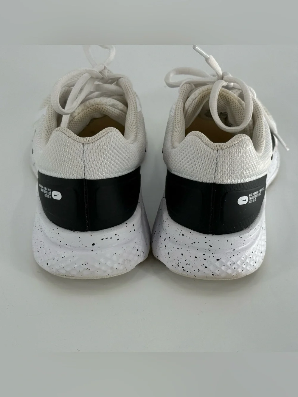 Nike‎ Women's Run Swift 2 Size 7.5